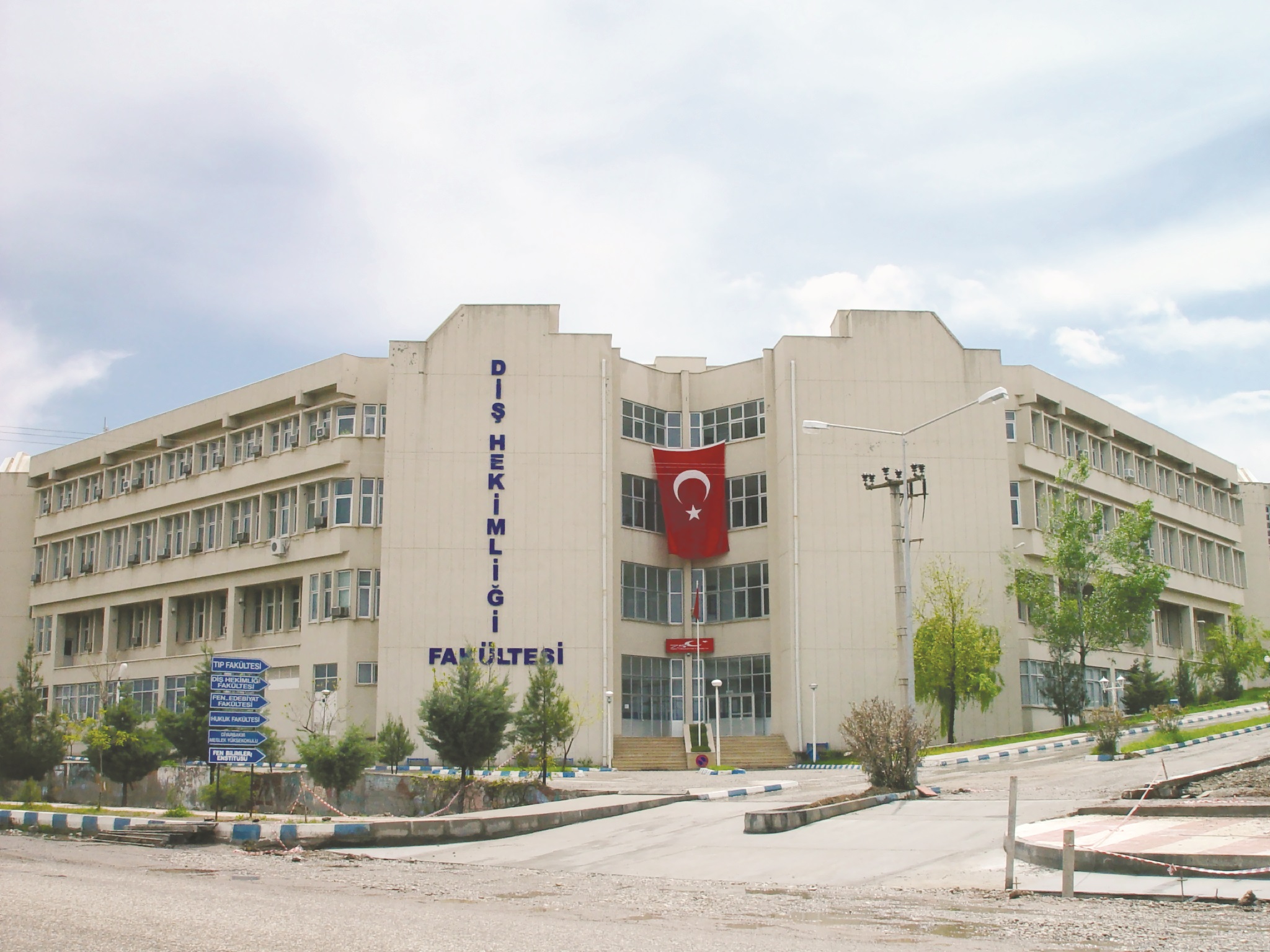 Dişçilik Fakültesi - Diyarbakır
