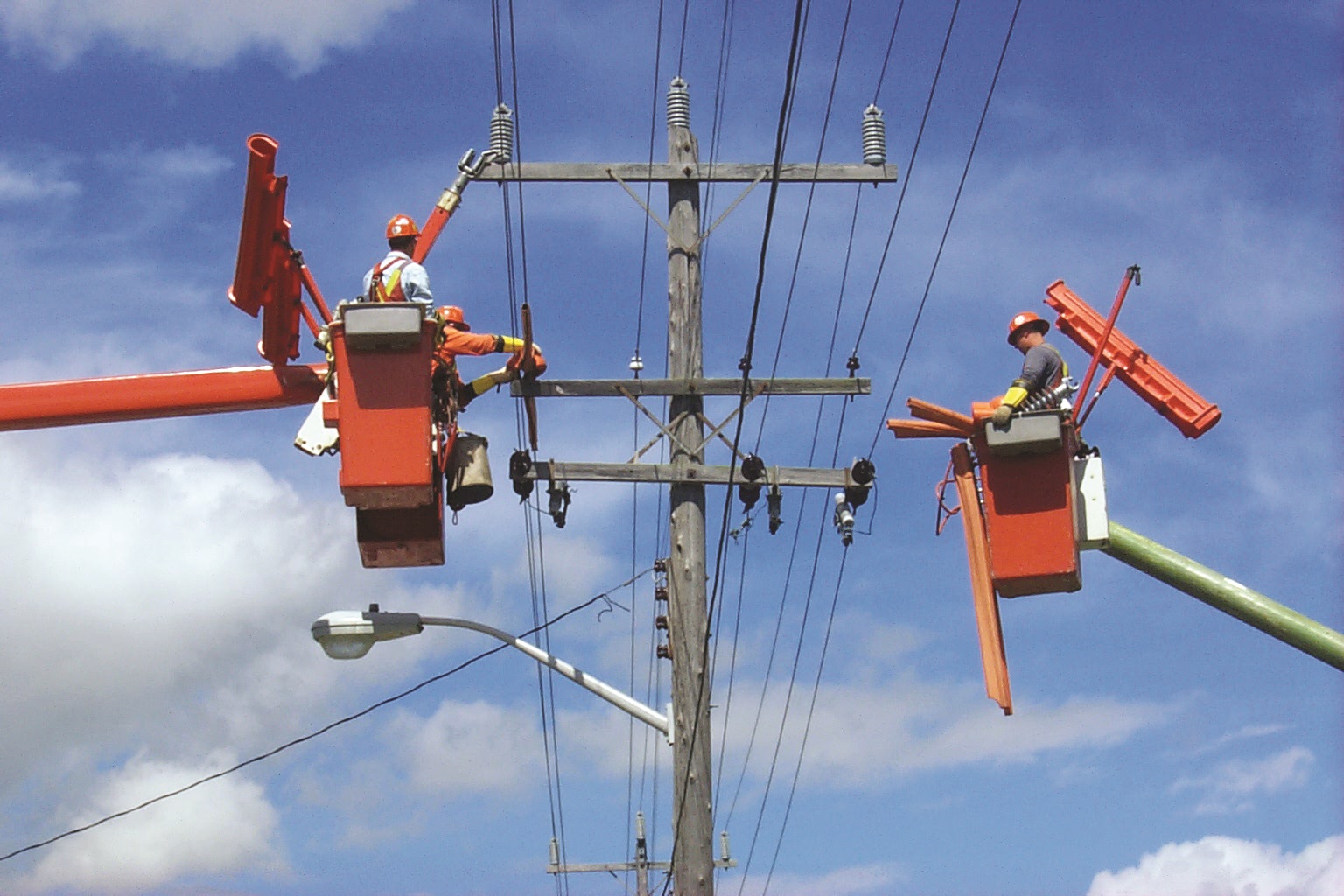Jandarma Sınır Tümen Komutanlığı ile Tabur Komutanlığı Arasında Enerji İletim Hatları